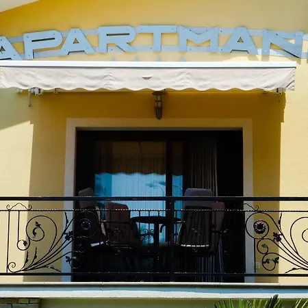 Apartments Danex Aida Apartment *