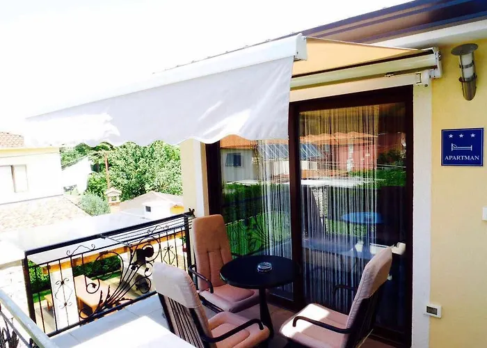 아파트 Danex Aida