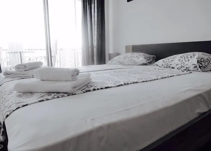 아파트 Danex Aida